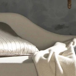 Bolzan Letti Maßgeschneiderte Möbel|Polsterbetten-Letto singolo con testiera sagomata und pannello laterale, Line8 Bolzan