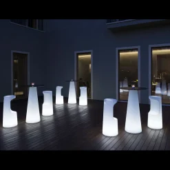 Viadurini in the Garden Lichtmöbel|Outdoor Hocker-Leuchtender Außenhocker aus Polyethylen mit LED-Licht Made in Italy - Forlina