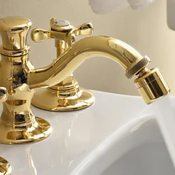 Viadurini Taps Bidetarmaturen-3-Loch-Bidetbatterie mit klassischem handgefertigtem Messingablauf - Fioretta