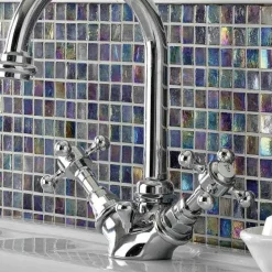 Viadurini Bathroom Waschbeckenarmaturen-1-Loch-Waschtischmischer mit hohem Auslauf aus Vintage-Messing Made in Italy - Elisea