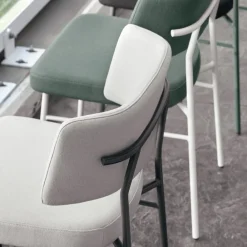 Viadurini Living Moderne Stühle-Luxus Stoff Stuhl mit Metallbasis Made in Italy, 2 Stück - Alaska