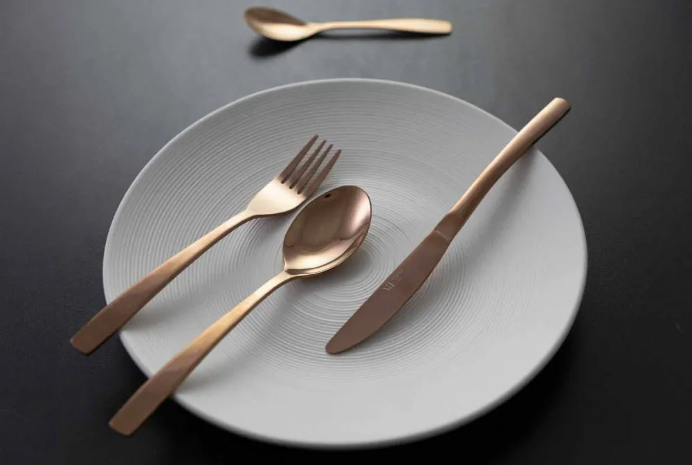 Viadurini Kitchen Besteck Set-Luxus 24-teiliges Besteckset aus Stahl mit Design - Wisconsin