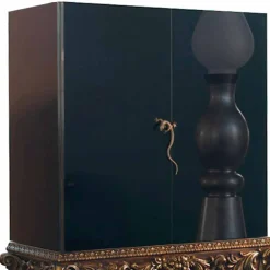 Viadurini Living Vitrinen-Möbel mit geschnitzte Basis aus Holz,luxury Design, made in Italy, Sam