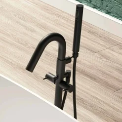 Viadurini Bathroom Freistehende Badewannen-moderne Freestanding Badewanne Solid Surface Design glänzend/ matt - Velo