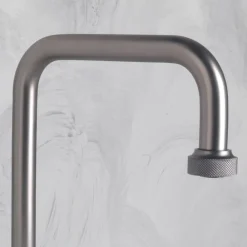 Viadurini Bathroom Waschbeckenarmaturen-Moderne 3-Loch-Waschtischarmatur mit Ablaufgarnitur, hergestellt in Italien – Quito