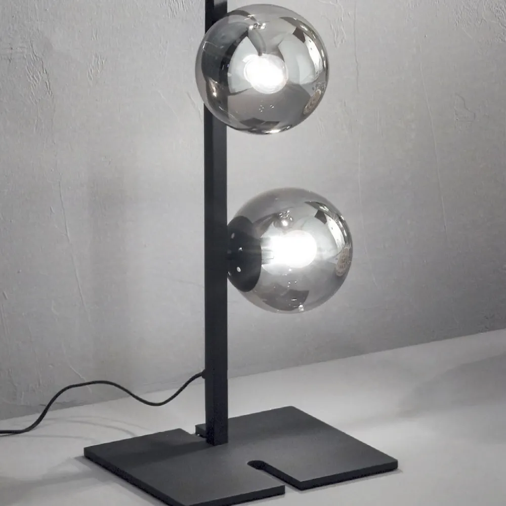 Viadurini Lighting Moderne Stehlampen-Moderne Stehlampe aus schwarzem oder goldenem Metall und mundgeblasenem Glas - Birga