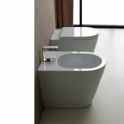 Viadurini Bathroom Wc-Moderne Toilettenschüssel, weiße Keramik Sun Round 57x37cm made Italy