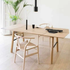 Viadurini Living Esstische-Moderner Esstisch aus Eschenholz mit schwarzen oder goldenen Details - Andria