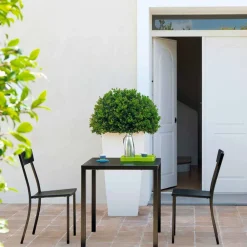 Viadurini in the Garden Gartentische Fest-Moderner stapelbarer quadratischer Metall-Außentisch Made in Italy - Aila