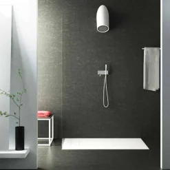 Viadurini Bathroom Duschköpfe-Moderner Wandmontierter Duchkopf aus Luxolid in Italien hergestellt, Rubano