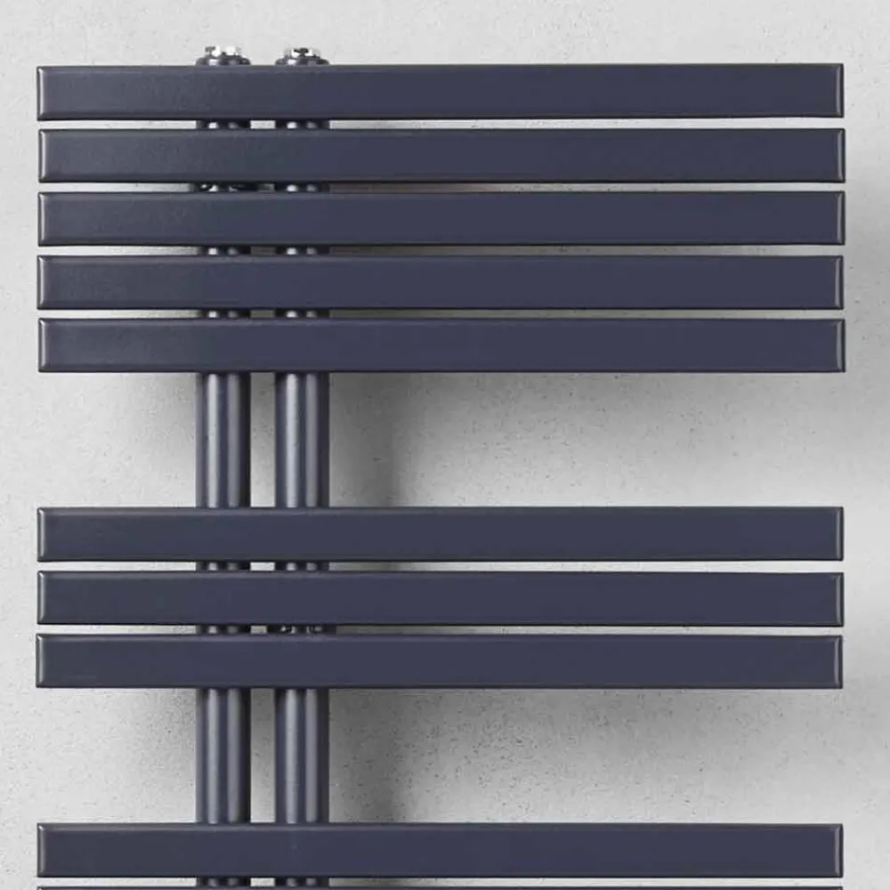Viadurini Radiators Handtuchheizkörper Wasser-Modernes Design Badetuchwärmer aus Stahl bei 386 Watt - Pfau