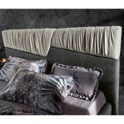 Viadurini Night Design Polsterbetten-Modernes Design Doppelbett mit gefaltetem oder gestepptem Kopfteil - Alano