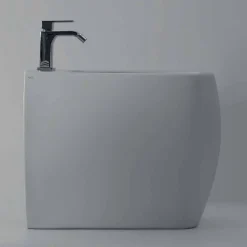 Viadurini Bathroom Bidet-Modernes Design-Bidet aus weißer Keramik, Gais, hergestellt in Italien
