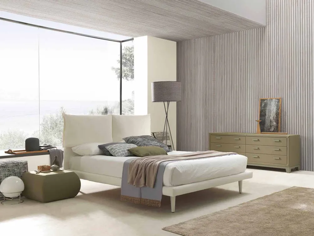 Bolzan Letti Maßgeschneiderte Möbel|Polsterbetten-Modernes Doppelbett, mit dünnem Untergestell und ohne Box, Iorca von Bolzan