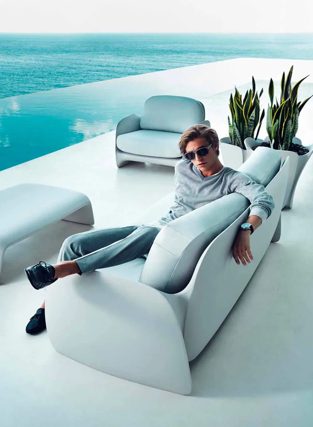 Vondom Gartensofas-Modernes Gartensofa Pezzettina von aus Polyethylen