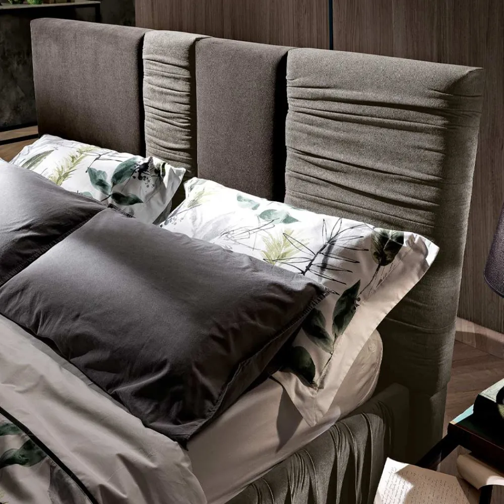 Viadurini Night Design Polsterbetten-Modernes gepolstertes Doppelbett mit Falten oder gestepptem Design - Thomas