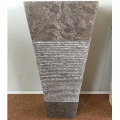 Viadurini Bathroom Steinwaschbecken-Natürliches graues Steindesign freistehendes Becken Taffy, Einzelstück