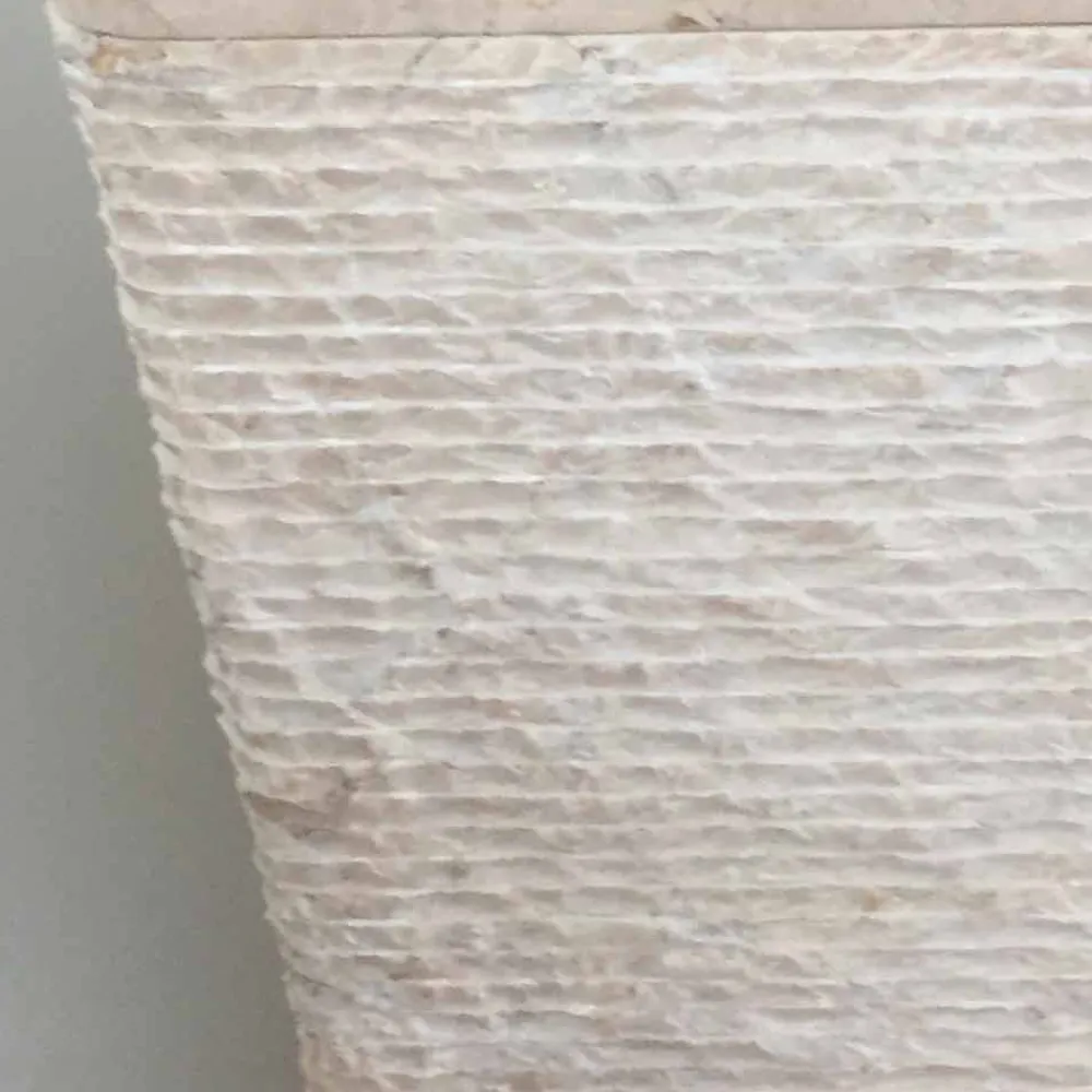 Viadurini Bathroom Steinwaschbecken-Natürliches weißes Stein freistehendes Waschbecken Robin, einzigartiges Stück Design