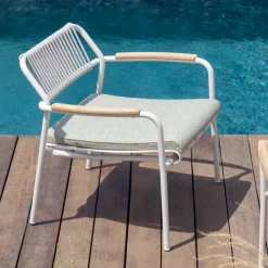 Viadurini in the Garden Metallsessel-Niedriger Aluminium-Gartensessel mit Seilrückenlehne - Resplendent