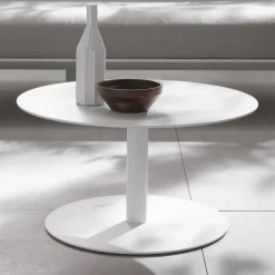 Viadurini in the Garden Garten Beistelltisch-Outdoor-Couchtisch aus mit Epoxidpulver beschichtetem Aluminium - Bryon