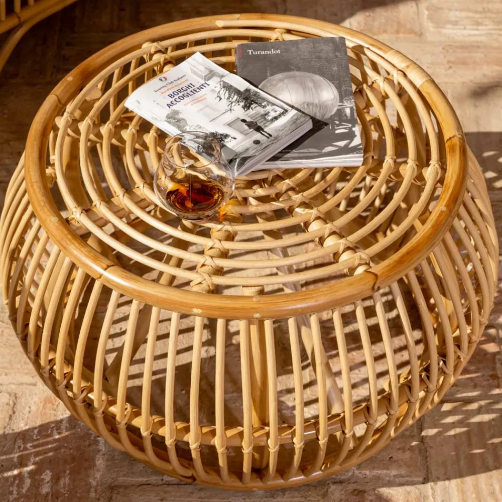 Viadurini in the Garden Garten Beistelltisch-Outdoor-Couchtisch aus natürlichem Rattan, komplett von Hand geflochten - Bellaria