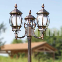 Viadurini Lighting Gartenlampion-Outdoor-drei-Licht-Laternenpfahl aus Aluminium, hergestellt in Italien, Anika