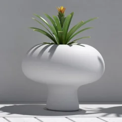 Viadurini in the Garden Lichtmöbel-Outdoor-Leuchtvase aus Polyethylen mit LED-Licht Made in Italy - Boba