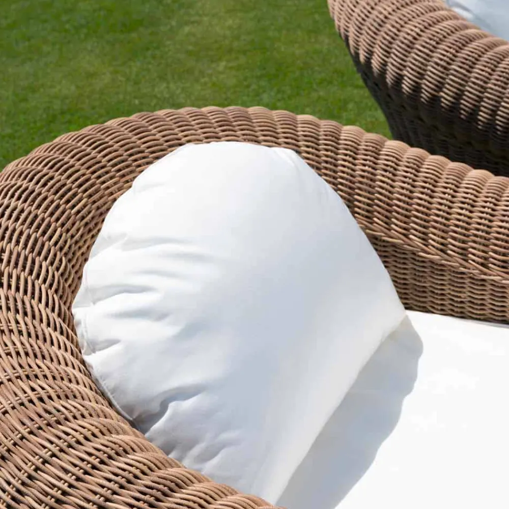 Viadurini in the Garden Sessel Rattan-Outdoor-Sessel aus gewebtem synthetischem Rattan und weißem oder Ecru-Stoff - Yves