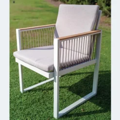 Viadurini in the Garden Metallsessel-Outdoor-Sessel aus lackiertem Aluminium mit Seeseil und Teakholz - Chase