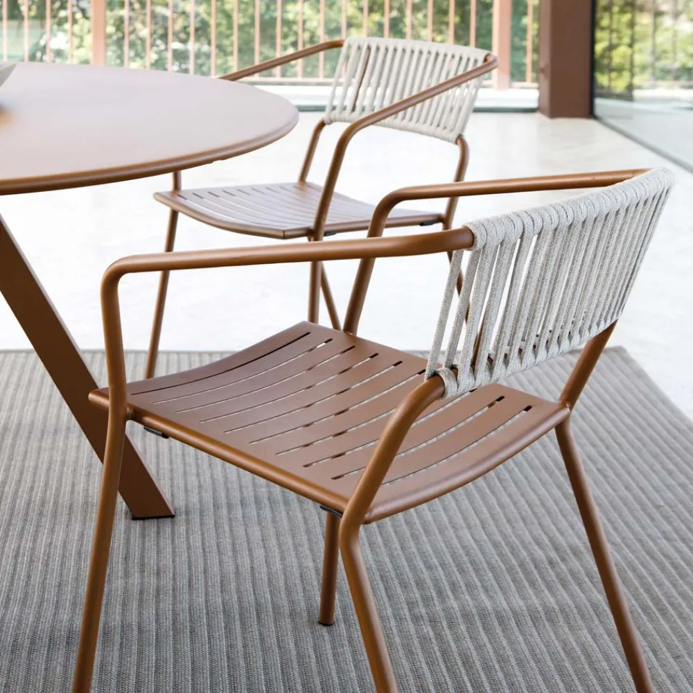 Viadurini in the Garden Metallsessel-Outdoor-Sessel aus verzinktem Stahl stapelbar Made in Italy 2 Stück - Vesna