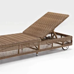 Viadurini in the Garden Sonnenliegen-Outdoor-Sonnenliege mit Rollen aus handgewebtem Polyrattan - Gigi