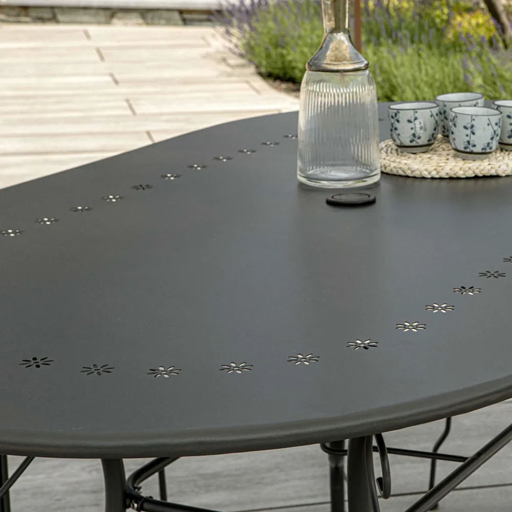 Viadurini in the Garden Gartentische Aus Aluminium-Ovaler Gartentisch ganz aus Metall - Archiv