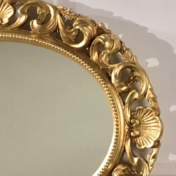 Viadurini Classic Wandspiegel-Ovaler Spiegel mit perforiertem Holzrahmen aus Blattgold Made in Italy - Florenz