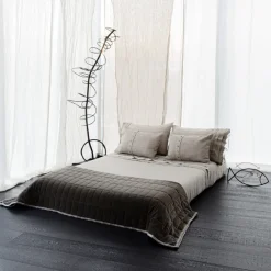 Viadurini Textile Plaid-Plaid aus Baumwollsatin und Chenille mit Lurex-, Kreide- oder Retro-Bordüre - Taupe