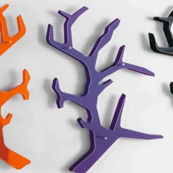 Viadurini Living Wandgarderobe-Plexiglas Wandregal mit Kleiderhaken Made in Italy - Neon