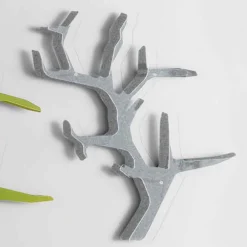 Viadurini Living Wandgarderobe-Plexiglas Wandregal mit Kleiderhaken Made in Italy - Neon