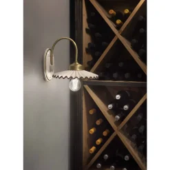 Ferroluce Vintage Wandleuchten-Plissierte, glänzende Keramikapplikation und handbemalte Kante – Laquila