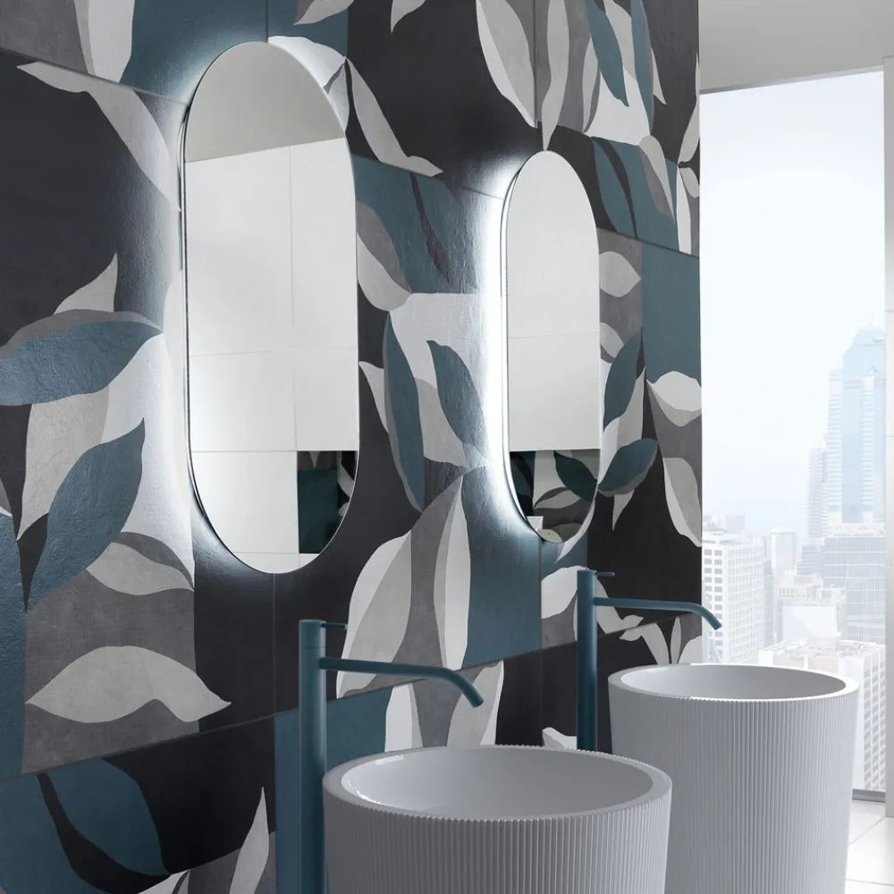 Viadurini Bathroom Badspiegel-Polierter Drahtspiegel mit unregelmäßiger Form und Hintergrundbeleuchtung, hergestellt in Italien - Study