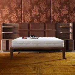 Viadurini Night Design Polsterbetten-Polster Ehebett aus Massivholz Grilli York made Italy