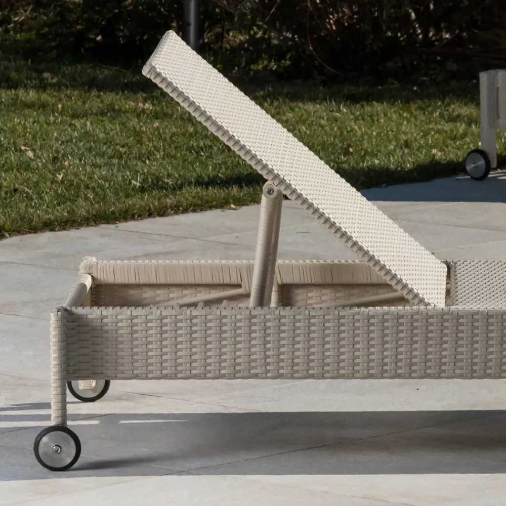 Viadurini in the Garden Sonnenliegen-Poly Rattan Gartenliege mit Rädern – Sonnenbaden