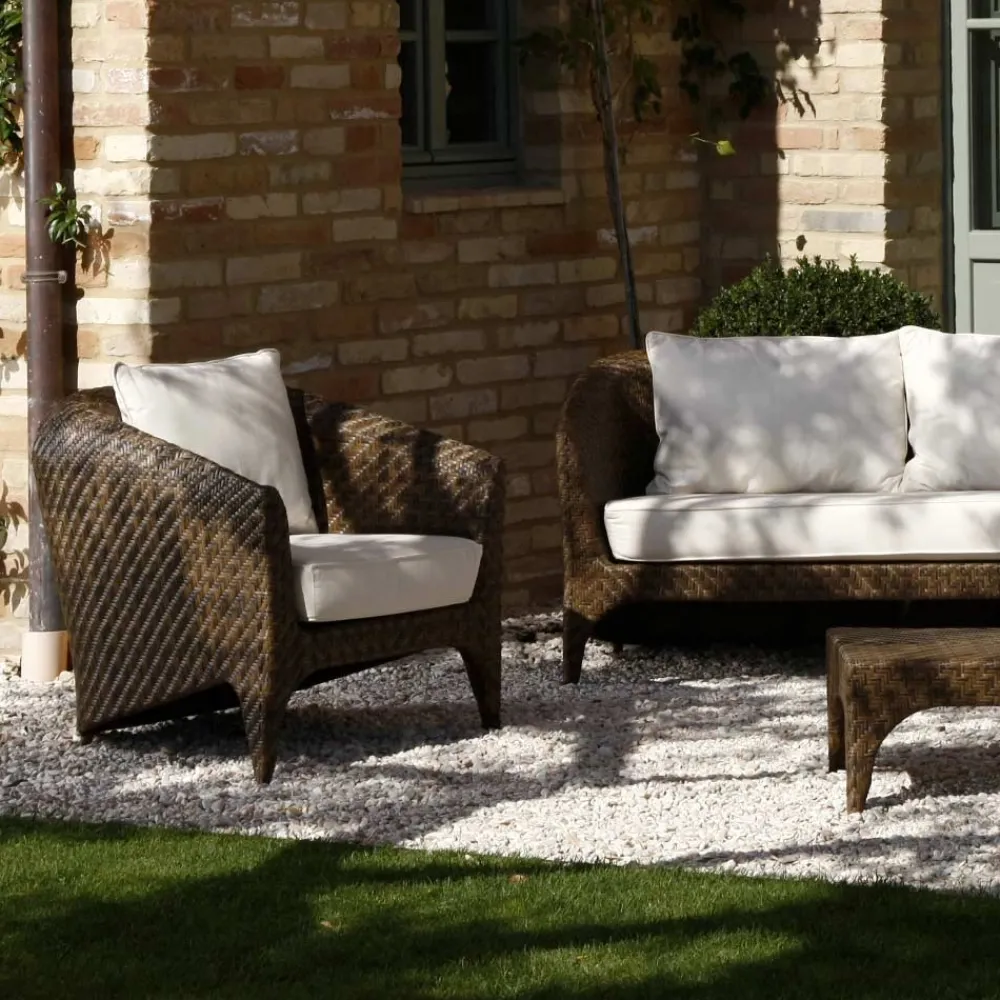 Viadurini in the Garden Garten Lounge Set-Polyrattan Wohnzimmer Marke REHAU in verschiedenen Ausführungen und weißen Kissen - Madness