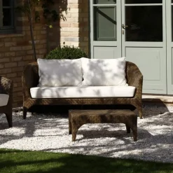 Viadurini in the Garden Garten Lounge Set-Polyrattan Wohnzimmer Marke REHAU in verschiedenen Ausführungen und weißen Kissen - Madness