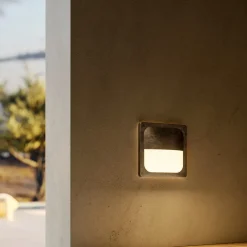 Viadurini Lighting Wandleuchte Industrial-Quadratische Wandleuchte aus Messing mit optionalem Detail – Boot