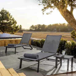 Viadurini in the Garden Garten Beistelltisch-Quadratischer Couchtisch im Freien aus lackiertem Aluminium, Homemotion 2 Stück - Marius