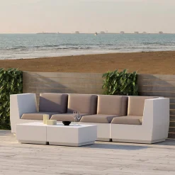 Viadurini in the Garden Garten Beistelltisch-Quadratischer Garten-Couchtisch aus Polyethylen Made in Italy - Macao