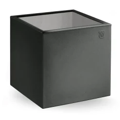 Viadurini in the Garden Garten Beistelltisch-Quadratischer Garten-Couchtisch aus farbigem Polyethylen Made in Italy - Noemi