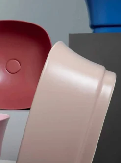 Viadurini Bathroom Keramikwaschbecken-Quadratisches Waschtisch mit Arbeitsplatte aus farbiger Keramik Made in Italy - Zarro