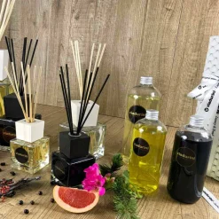 Viadurini Home Fragrance Raumduft Nachfüller-Raumduft Nachfüller Lederdufte 500 ml oder 1 lt - Lavecchiavenezia