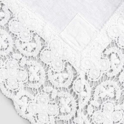 Viadurini Textile Tischdecken-Rechteckige Tischdecke aus Leinen und Spitzenbaumwolle im Luxusdesign - Olimpia