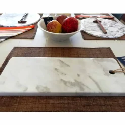 Viadurini Kitchen Küchenzubehör-Rechteckiges Schneidebrett aus weißem Carrara-Marmor Made in Italy - Masha